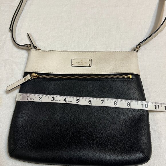 kate spade Women's Crossbody Black And White Leather - Picture 5 of 7